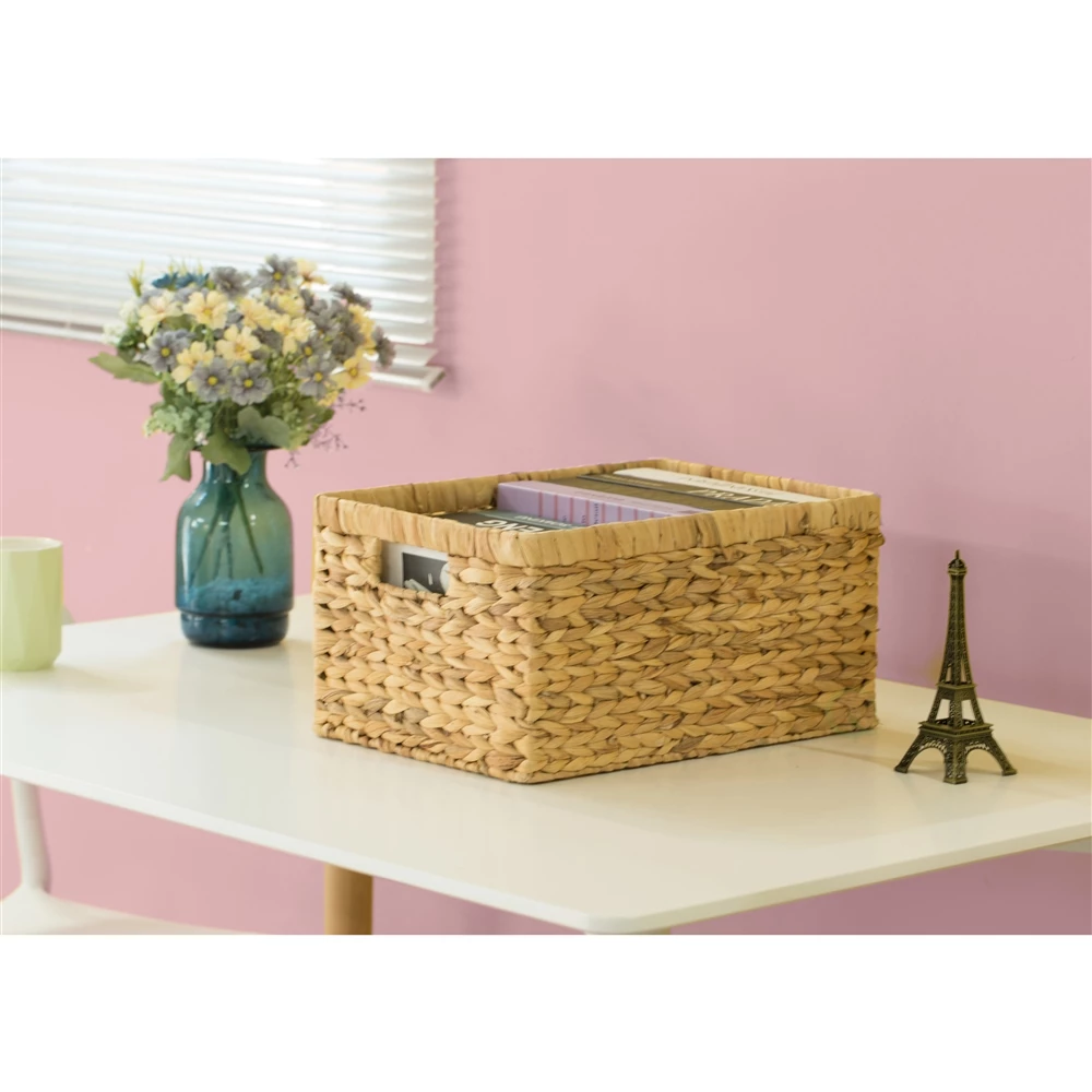 Vintiquewise 11-in X 7.9-in Beige Water Hyacinth Basket 2 Vintiquewise 11-in X 7.9-in Beige Water Hyacinth Basket - Image 2